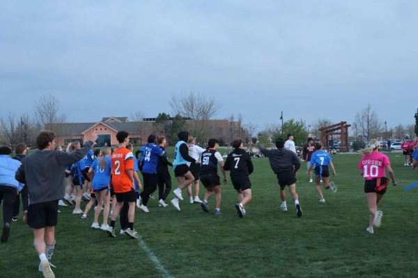 Powderpuff 2025: Touchdowns, Team Spirit, and First-Time Quarterbacks